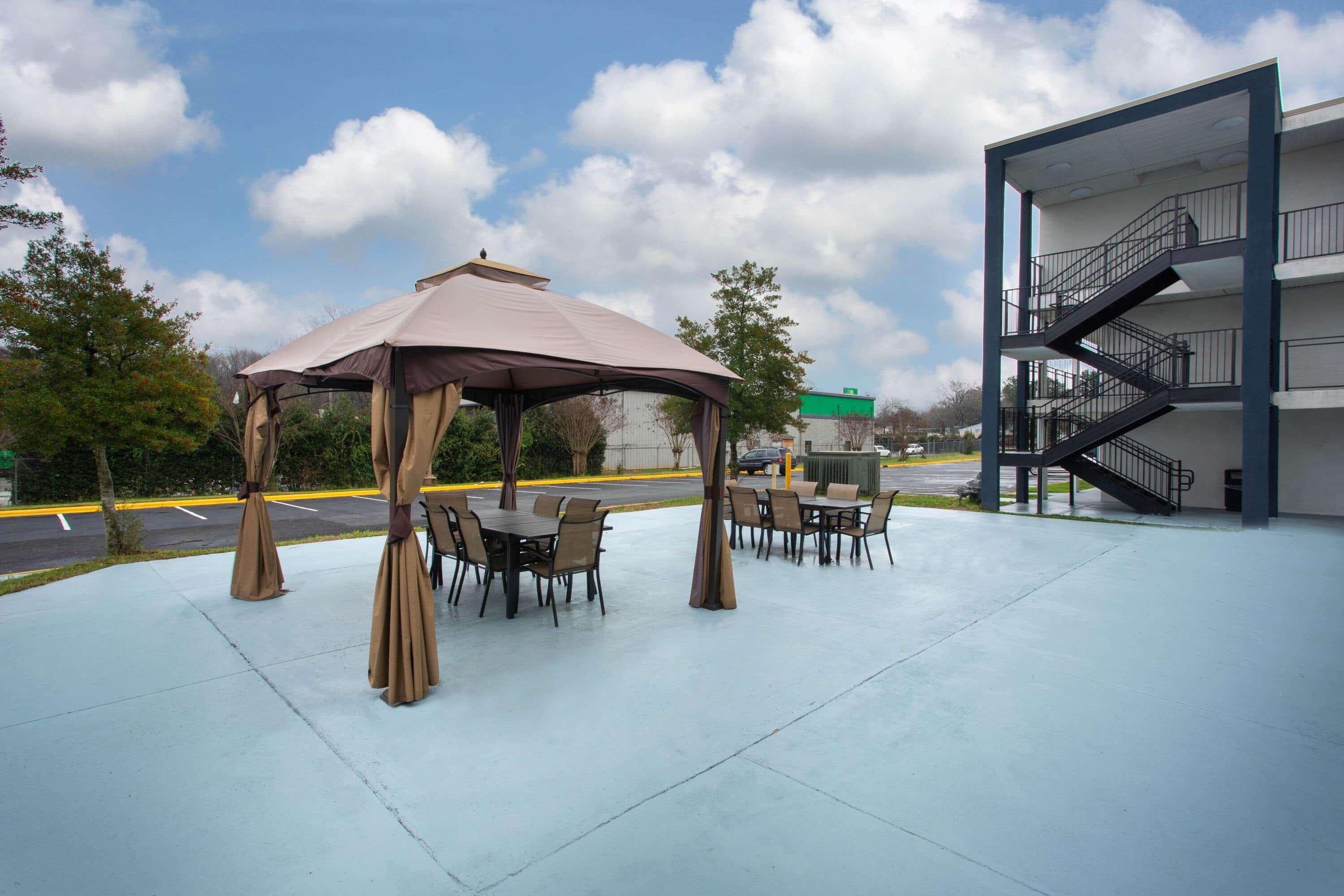 Baymont By Wyndham Charlotte University Exterior photo